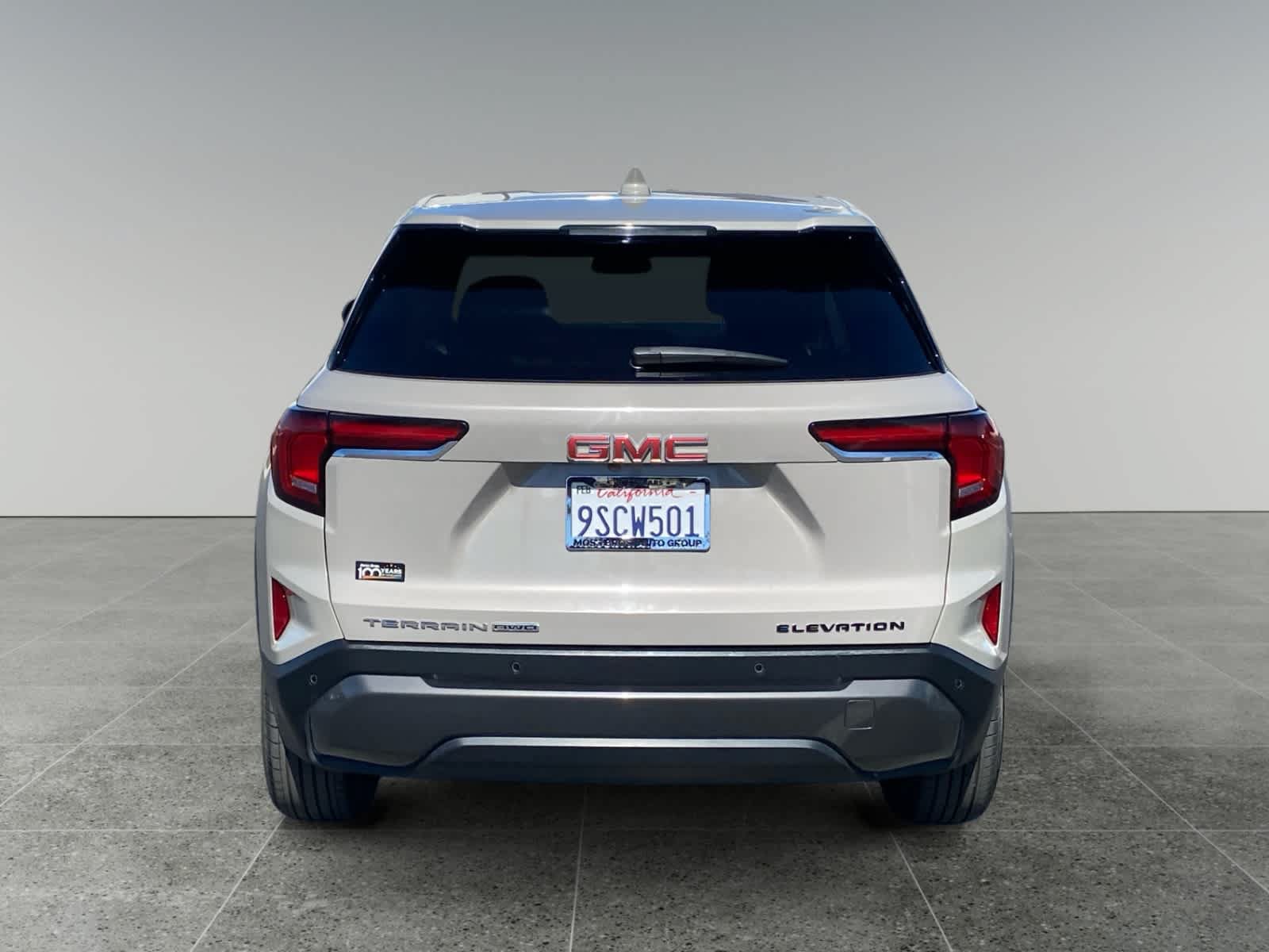 Used 2025 GMC Terrain Elevation AWD/4WD image 4