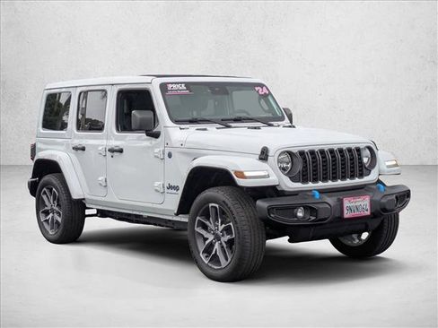 Used 2024 Jeep Wrangler Sport S w/ Convenience Group image 4