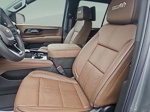 New 2026 Chevrolet Tahoe High Country image 17