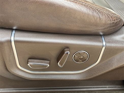 Used 2019 Ford F150 Limited image 21