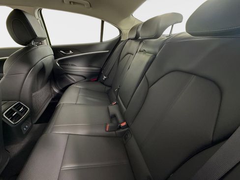 New 2026 Genesis G70 2.5T RWD image 23