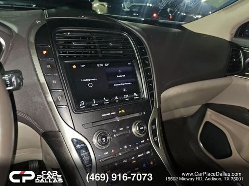 Used 2019 Lincoln Nautilus Reserve FWD image 9
