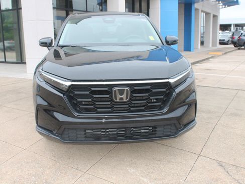 Used 2023 Honda CR-V LX image 2