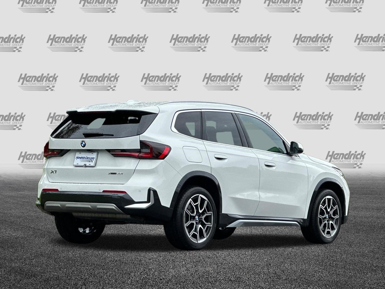 Used 2026 BMW X1 xDrive28i w/ Convenience Package AWD/4WD image 5