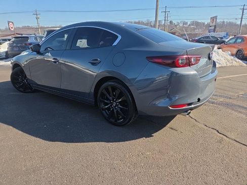 Used 2023 MAZDA MAZDA3 s image 3
