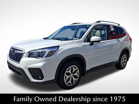 Used 2021 Subaru Forester Premium AWD/4WD image 3