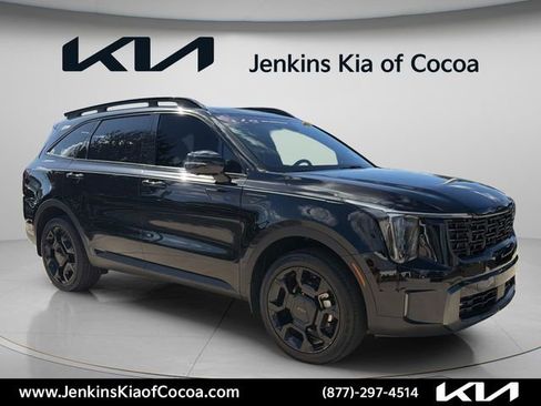 Used 2025 Kia Sorento SX Prestige w/ Olive Brown Leather Package AWD/4WD image 2