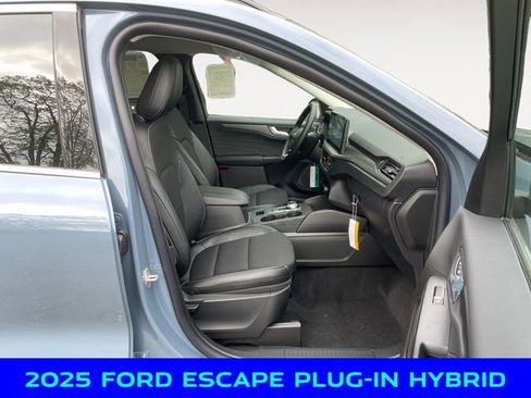 New 2025 Ford Escape Base image 15