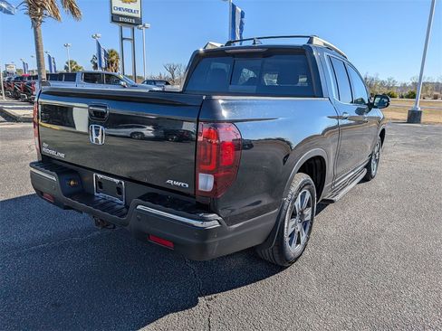 Used 2017 Honda Ridgeline RTL-E image 4