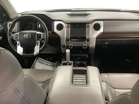 Used 2019 Toyota Tundra Limited w/ Limited Premium Package AWD/4WD image 33