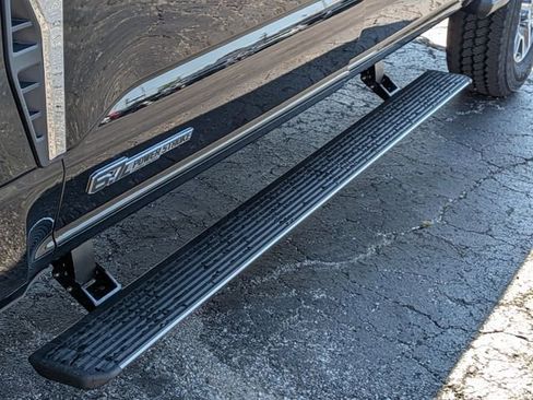 New 2026 Ford F250 Lariat w/ FX4 Off-Road Package image 8