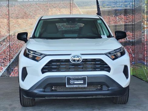 Certified 2023 Toyota RAV4 LE image 3