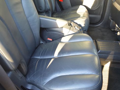 Used 2005 Chrysler Pacifica Touring w/ Comfort Convenience Group image 26