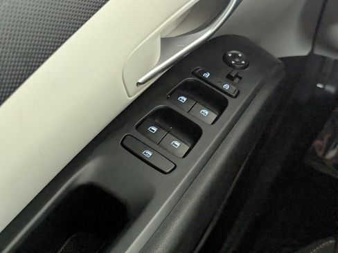 Certified 2024 Hyundai Tucson SEL FWD image 17