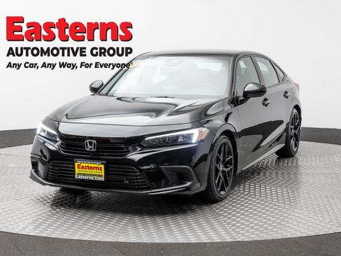 Used 2023 Honda Civic Sport image 1