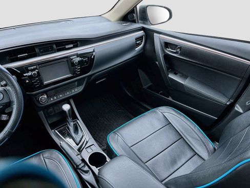Used 2015 Toyota Corolla LE FWD image 22