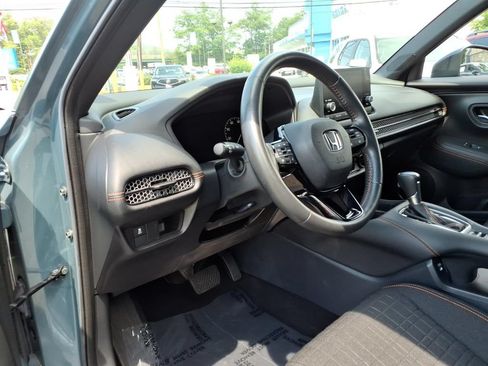 Used 2024 Honda HR-V Sport image 17