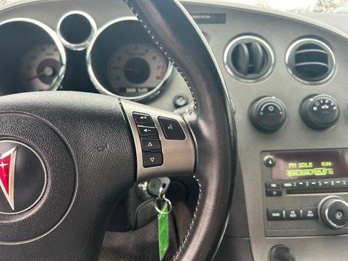 Used 2008 Pontiac Solstice Convertible w/ Premium Package image 16