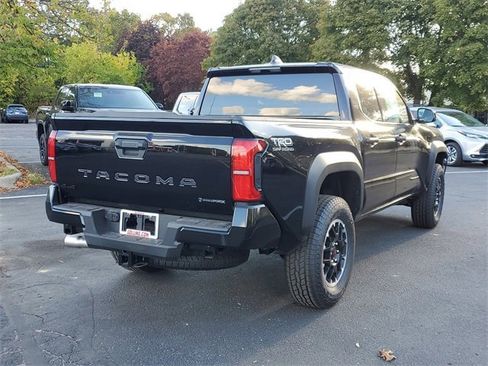 New 2025 Toyota Tacoma TRD Off-Road image 4
