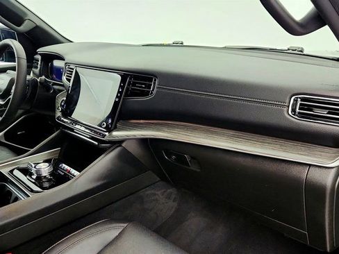 Used 2023 Jeep Wagoneer Series II w/ Premium Group I image 25