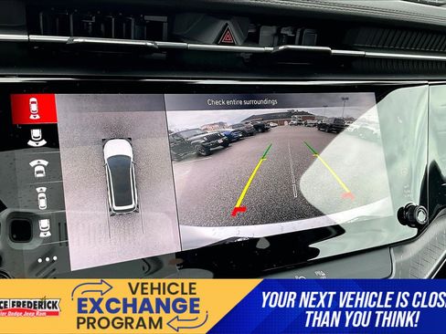 Used 2025 Jeep Wagoneer S Limited image 18