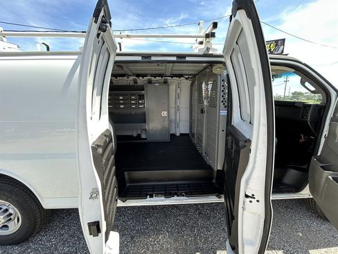 Used 2019 Chevrolet Express 2500 Extended w/ Driver Convenience Package RWD image 13