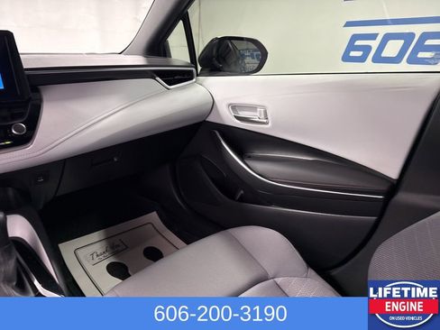 Used 2024 Toyota Corolla SE image 19