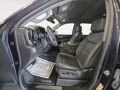 Used 2024 Chevrolet Silverado 1500 LT AWD/4WD image 11
