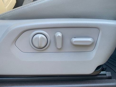 Used 2019 Chevrolet Silverado 1500 LTZ w/ LTZ Premium Package image 12