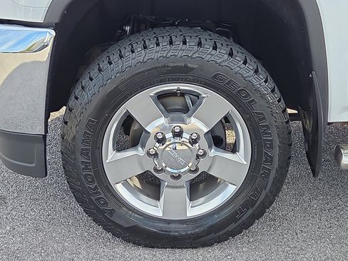 Used 2016 GMC Sierra 2500 SLT w/ Duramax Plus Package image 7