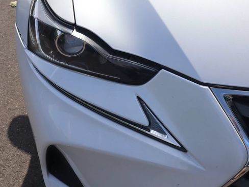 Used 2018 Lexus IS 300 AWD w/ Premium Package image 7