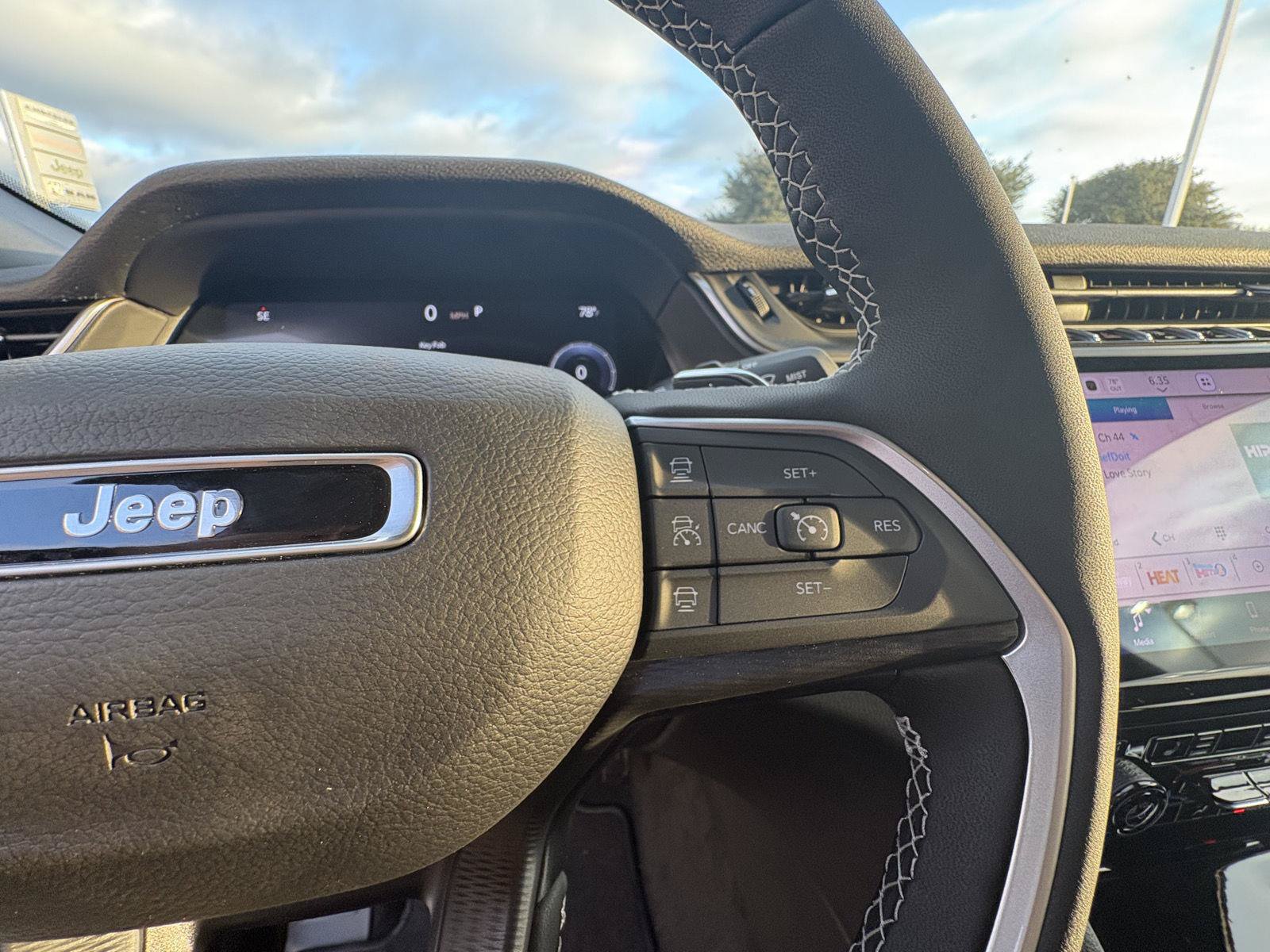New 2027 Jeep Grand Cherokee Laredo X RWD image 15