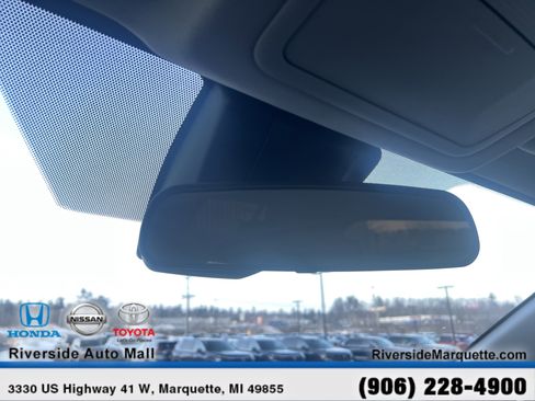 Used 2022 Toyota RAV4 LE image 19