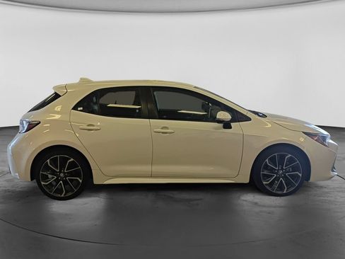 Used 2019 Toyota Corolla XSE FWD image 10