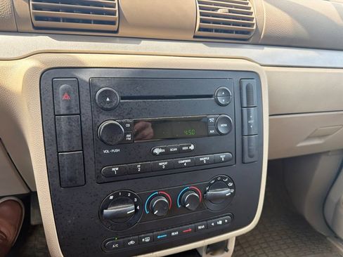 Used 2006 Ford Freestar SE FWD image 9