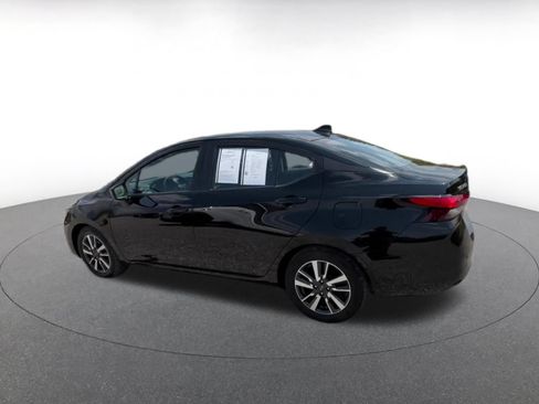 Used 2025 Nissan Versa SV FWD image 9