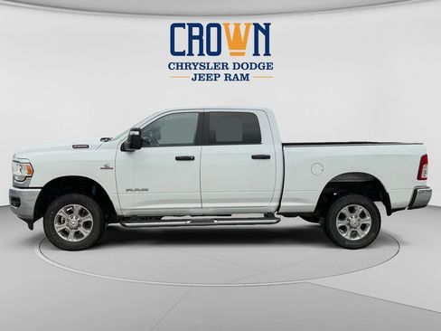 Used 2024 RAM 2500 Big Horn w/ Off Road Package AWD/4WD image 6
