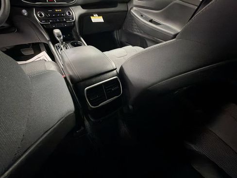 Used 2020 Hyundai Santa Fe SEL FWD image 20