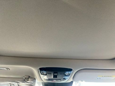 New 2026 Kia Sorento S w/ S Panoramic Sunroof Package FWD image 25