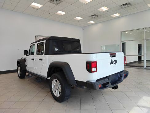 Used 2020 Jeep Gladiator Sport w/ Quick Order Package 23S AWD/4WD image 5