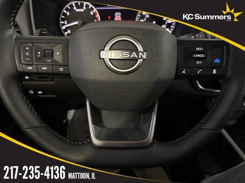 Certified 2025 Nissan Rogue SV image 14