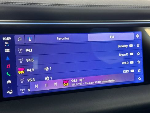 New 2026 Porsche Macan 4 Electric image 22