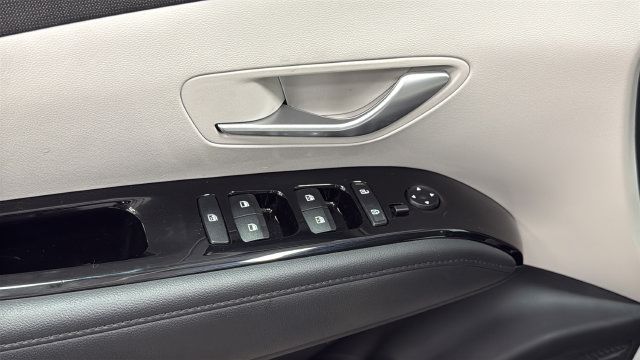 Used 2024 Hyundai Tucson Limited AWD/4WD image 22