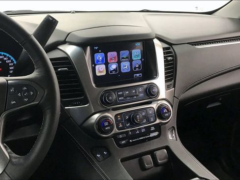 Used 2017 Chevrolet Tahoe LT w/ Luxury Package RWD image 5