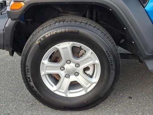 Certified 2022 Jeep Wrangler Unlimited Sport image 9