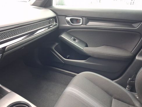 Used 2023 Honda Civic Sport image 21