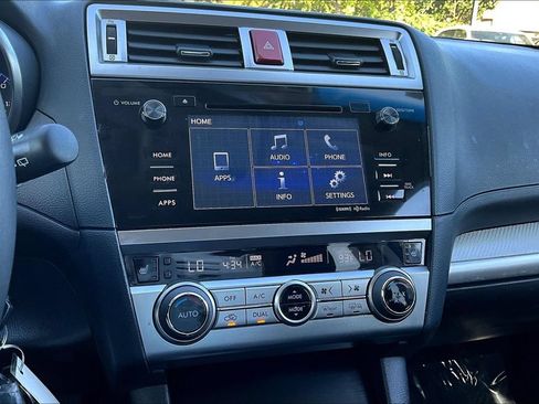 Used 2017 Subaru Outback 2.5i Premium AWD/4WD image 15