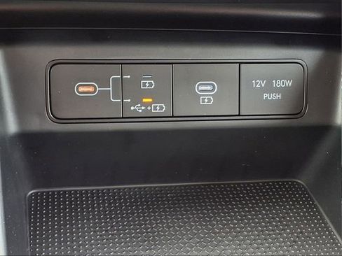 New 2026 Hyundai Tucson SE image 19