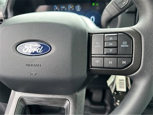 New 2025 Ford F150 XL w/ Equipment Group 103A High image 21