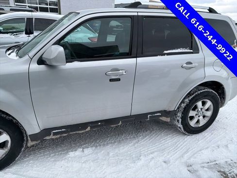 Used 2011 Ford Escape Limited w/ 302A Rapid Spec Order Code image 10